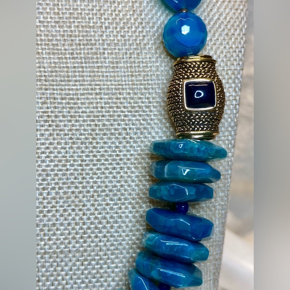 Beautiful EUC Barse Dragons Vein Beaded Necklace with Kyanite/Gold Cabochons - Picture 6 of 17